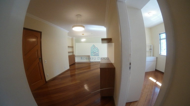 Imagem Imóvel com 3 Quartos à Venda, 120 m² em Icaraí - Niterói Imagem Imóvel com 3 Quartos à Venda, 120 m² em Icaraí - Niterói