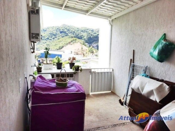 Imagem Casa com 2 Quartos à Venda, 65 m² em Meudon - Teresópolis