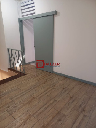 Imagem Casa com 4 Quartos à Venda, 165 m² em Centro - Florianópolis Imagem Casa com 4 Quartos à Venda, 165 m² em Centro - Florianópolis