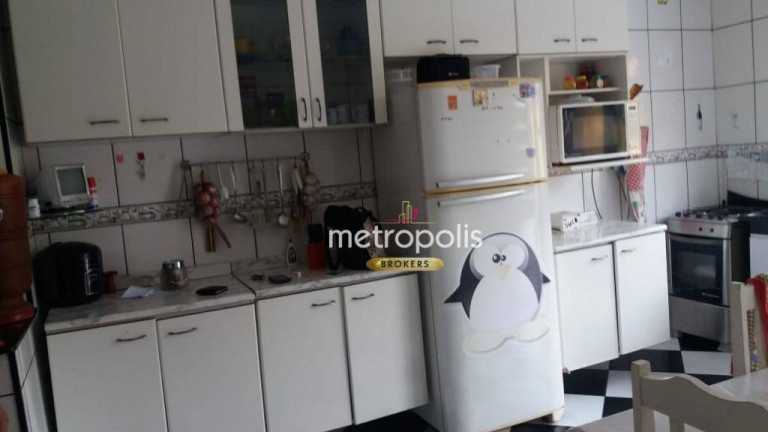 Imagem Casa com 4 Quartos à Venda, 382 m² em Vila Lucinda - Santo André