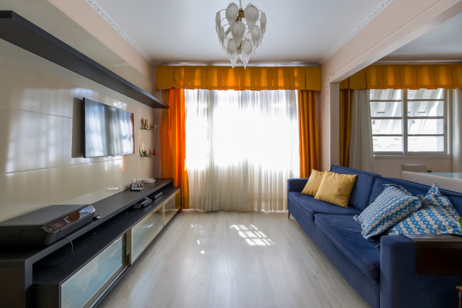Imagem Apartamento com 2 Quartos à Venda, 75 m² em Medianeira - Porto Alegre Imagem Apartamento com 2 Quartos à Venda, 75 m² em Medianeira - Porto Alegre
