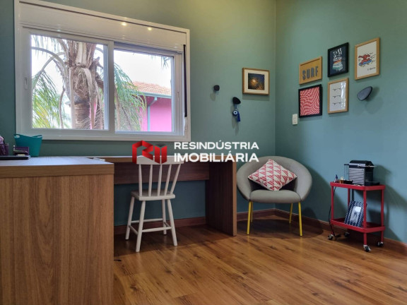 Imagem Casa com 4 Quartos à Venda, 453 m² em Chácara Moinho Velho - Carapicuíba Imagem Casa com 4 Quartos à Venda, 453 m² em Chácara Moinho Velho - Carapicuíba