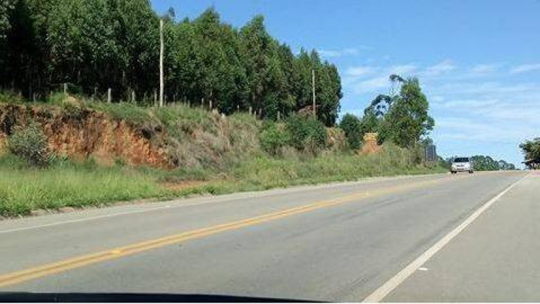 Terreno à Venda, 489 m² em Centro - Pedra Bela