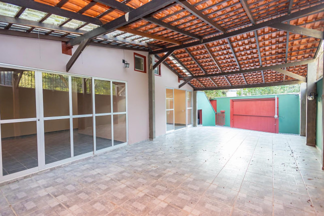 Imagem Casa com 3 Quartos à Venda, 350 m² em Santo Inácio - Curitiba Imagem Casa com 3 Quartos à Venda, 350 m² em Santo Inácio - Curitiba