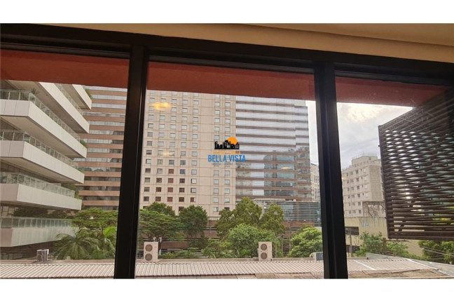 Sala Comercial à Venda,  em Vila Olímpia - São Paulo