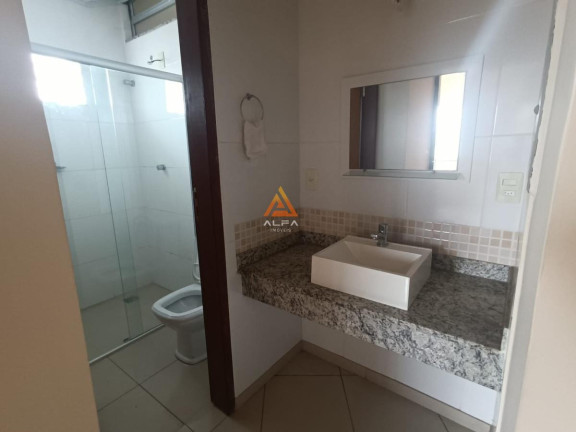 Imagem Cobertura com 3 Quartos à Venda, 166 m²