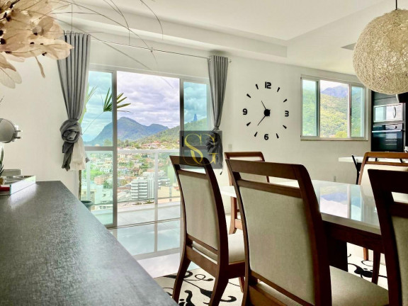 Imagem Casa com 3 Quartos à Venda, 250 m² em Agriões - Teresópolis
