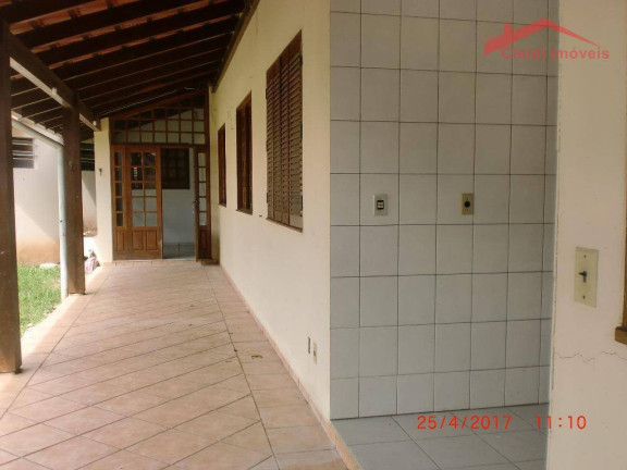 Imagem Casa com 3 Quartos para Alugar, 170 m² em Costa E Silva - Joinville Imagem Casa com 3 Quartos para Alugar, 170 m² em Costa E Silva - Joinville