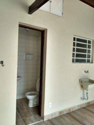 Imagem Casa com 1 Quarto à Venda, 150 m² em Vila São Geraldo - Taubaté Imagem Casa com 1 Quarto à Venda, 150 m² em Vila São Geraldo - Taubaté