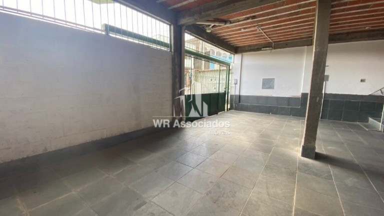 Imagem Apartamento com 2 Quartos à Venda, 120 m²