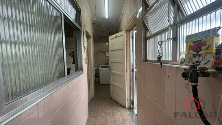 Imagem Apartamento com 2 Quartos à Venda, 124 m² em Gonzaga - Santos