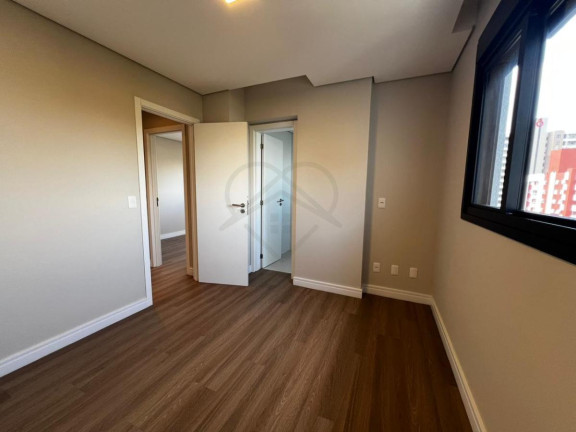 Imagem Apartamento com 2 Quartos à Venda, 77 m²