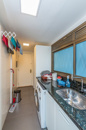 Imagem Apartamento com 3 Quartos à Venda, 203 m² em Rio Branco - Porto Alegre