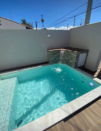 Imagem Casa com 2 Quartos à Venda,  em Jd. Regina - Itanhaém