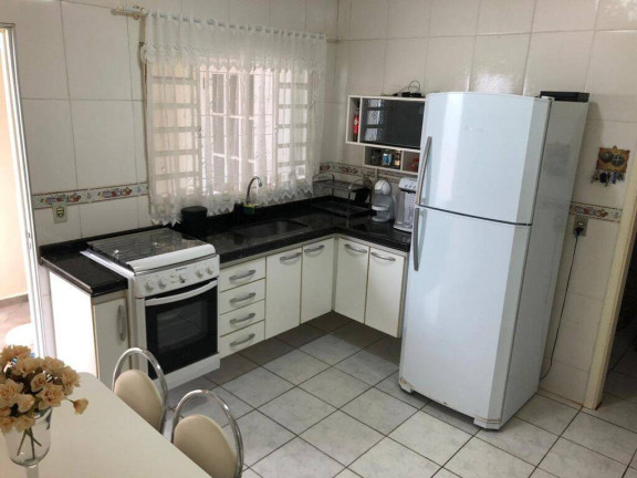 Imagem Casa com 2 Quartos à Venda,  em Limeira