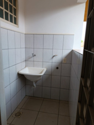 Imagem Kitnet com 2 Quartos para Alugar, 46 m² em Jardim América - Goiânia