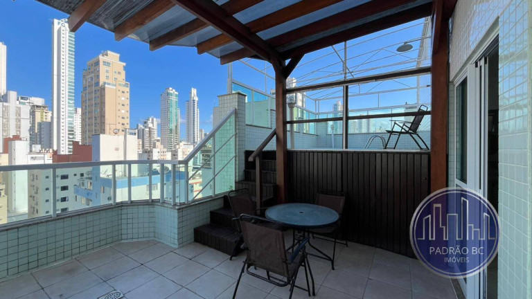 Imagem Cobertura com 3 Quartos à Venda, 180 m² em Centro - Balneário Camboriú