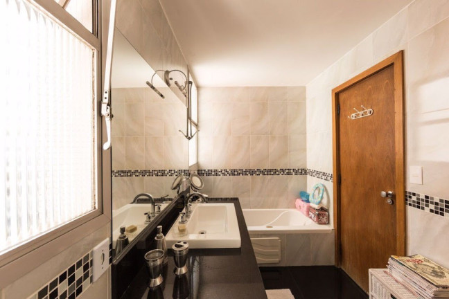 Imagem Apartamento com 4 Quartos à Venda, 240 m² em Higienópolis - São Paulo Imagem Apartamento com 4 Quartos à Venda, 240 m² em Higienópolis - São Paulo