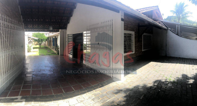 Imagem Casa com 5 Quartos à Venda, 360 m² em Sumaré - Caraguatatuba Imagem Casa com 5 Quartos à Venda, 360 m² em Sumaré - Caraguatatuba