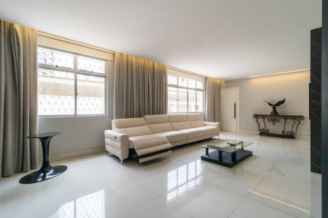Imagem Apartamento com 2 Quartos à Venda, 164 m² em Lourdes - Belo Horizonte Imagem Apartamento com 2 Quartos à Venda, 164 m² em Lourdes - Belo Horizonte