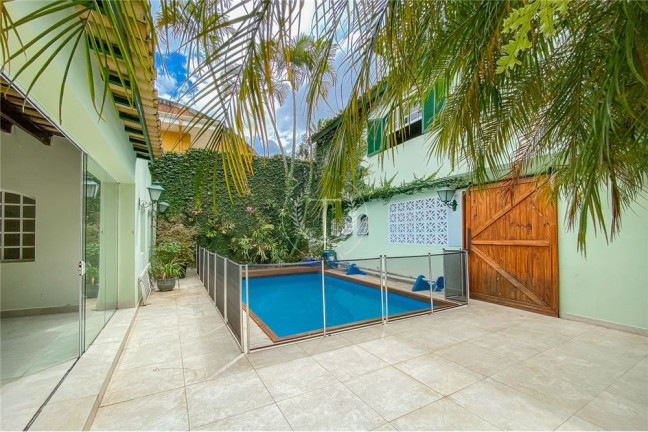 Imagem Casa com 3 Quartos à Venda, 440 m² em Morumbi - São Paulo