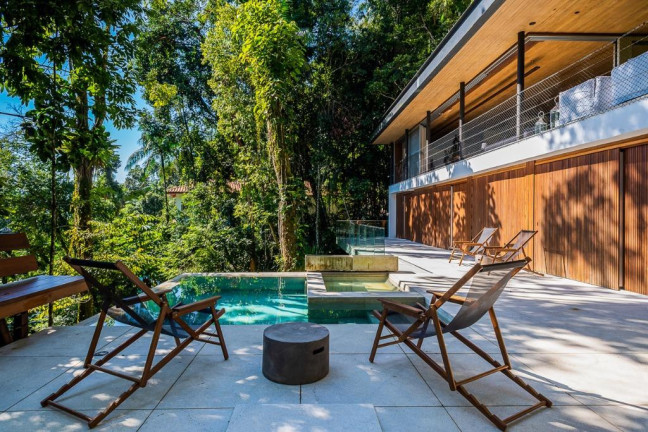 Casa com 4 Quartos à Venda, 484 m² em Sítio São Pedro - Guarujá