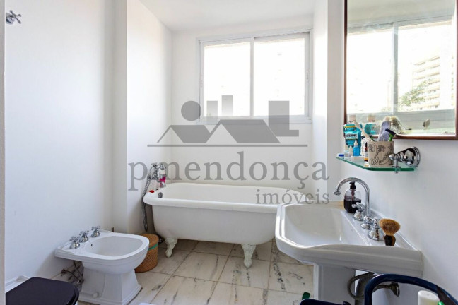 Imagem Apartamento com 3 Quartos à Venda, 230 m² em Consolação - São Paulo Imagem Apartamento com 3 Quartos à Venda, 230 m² em Consolação - São Paulo
