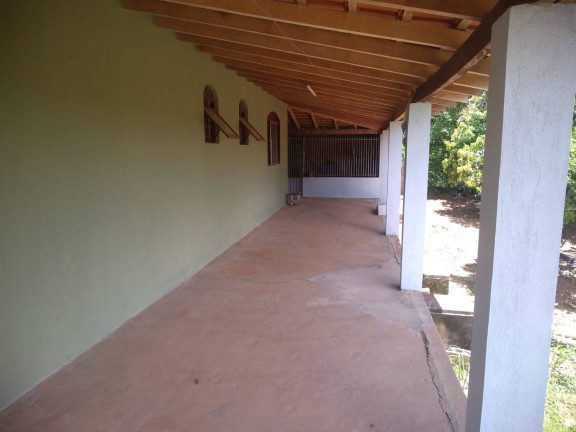 Imagem Chácara com 2 Quartos à Venda, 3.000 m² em Centro - Capela Do Alto Imagem Chácara com 2 Quartos à Venda, 3.000 m² em Centro - Capela Do Alto