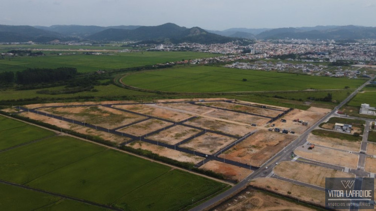 Imóvel à Venda, 340 m² em Congonhas - Tubarão