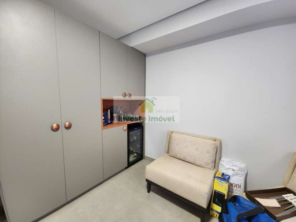 Imagem Casa com 3 Quartos à Venda, 304 m² em Granja Viana - Carapicuíba