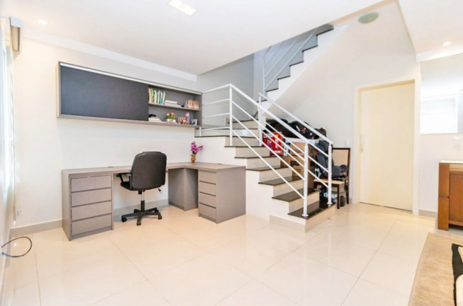 Imagem Sobrado com 3 Quartos à Venda, 154 m² em Atuba - Curitiba Imagem Sobrado com 3 Quartos à Venda, 154 m² em Atuba - Curitiba