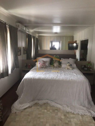 Imagem Sobrado com 4 Quartos à Venda, 380 m² em Parada Inglesa - São Paulo Imagem Sobrado com 4 Quartos à Venda, 380 m² em Parada Inglesa - São Paulo