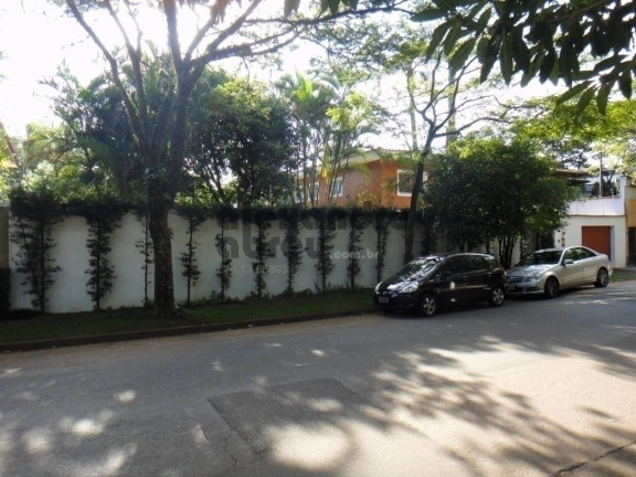 Imagem Casa com 6 Quartos à Venda, 450 m² em Jardim Morumbi - São Paulo Imagem Casa com 6 Quartos à Venda, 450 m² em Jardim Morumbi - São Paulo