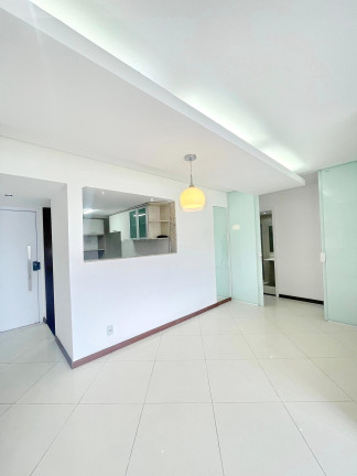Imagem Apartamento com 3 Quartos à Venda, 82 m² em Pituba - Salvador Imagem Apartamento com 3 Quartos à Venda, 82 m² em Pituba - Salvador