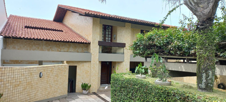 Casa com 4 Quartos à Venda, 600 m² em Ilha Do Boi - Vitória