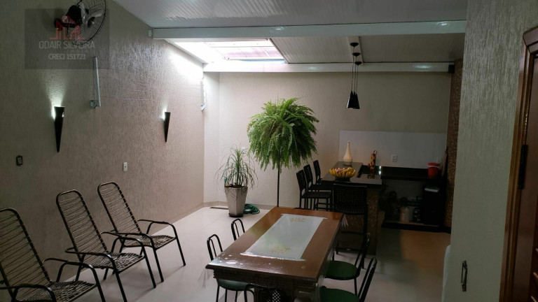 Imagem Sobrado com 3 Quartos à Venda, 231 m² em Parque Nova Carioba - Americana