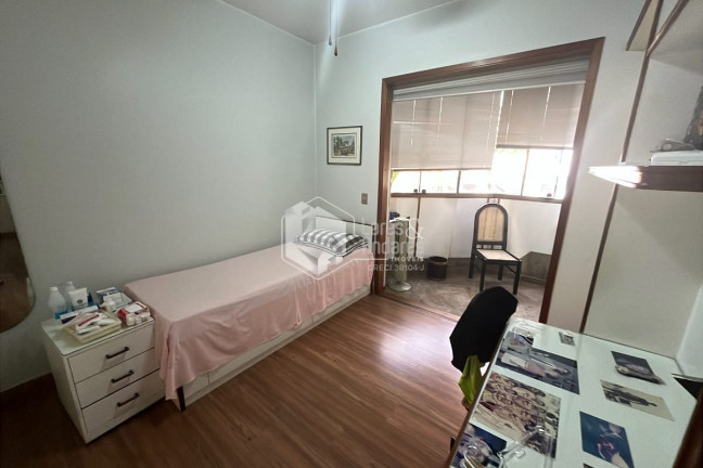 Imagem Apartamento com 3 Quartos à Venda, 194 m² em Moema - São Paulo