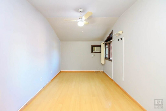 Imagem Casa de Condomínio com 3 Quartos à Venda, 266 m² em Ipanema - Porto Alegre