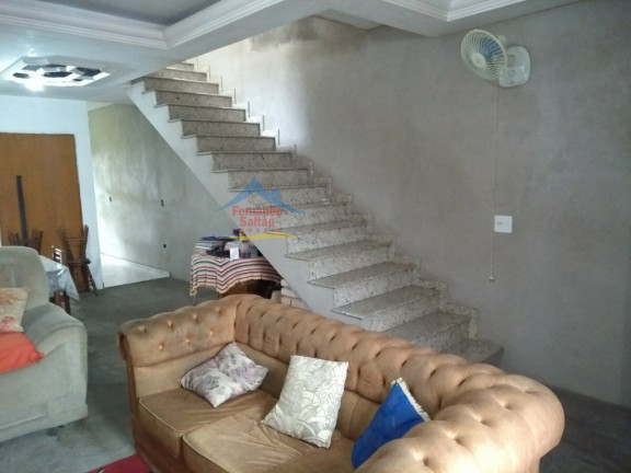 Imagem Sobrado com 3 Quartos à Venda, 220 m² em Vila Lucinda - Santo André