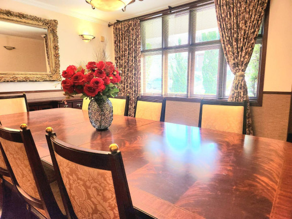 Imagem Casa com 4 Quartos para Alugar, 868 m² em Alphaville - Barueri Imagem Casa com 4 Quartos para Alugar, 868 m² em Alphaville - Barueri