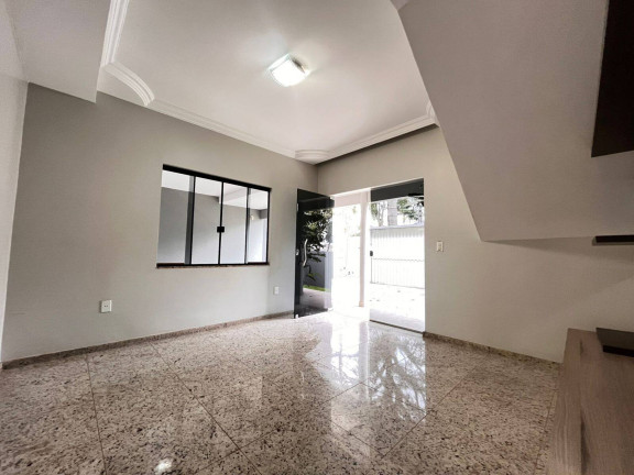 Imagem Sobrado com 3 Quartos à Venda, 196 m² em Country - Cascavel Imagem Sobrado com 3 Quartos à Venda, 196 m² em Country - Cascavel