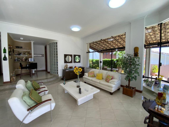 Imagem Casa com 4 Quartos à Venda, 355 m² em Piatã - Salvador Imagem Casa com 4 Quartos à Venda, 355 m² em Piatã - Salvador