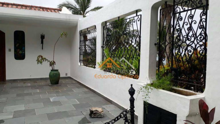 Imagem Casa com 4 Quartos à Venda, 600 m² em Massaguaçu - Caraguatatuba Imagem Casa com 4 Quartos à Venda, 600 m² em Massaguaçu - Caraguatatuba