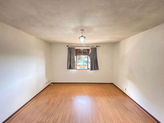 Imagem Casa com 4 Quartos à Venda, 229 m² em Parque Do Ingá - Teresópolis Imagem Casa com 4 Quartos à Venda, 229 m² em Parque Do Ingá - Teresópolis