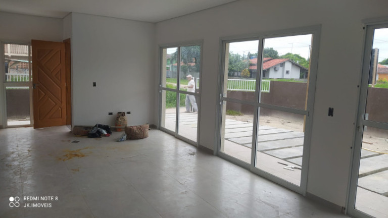 Imagem Sobrado com 3 Quartos à Venda, 98 m² em Balneário Cambiju - Itapoá