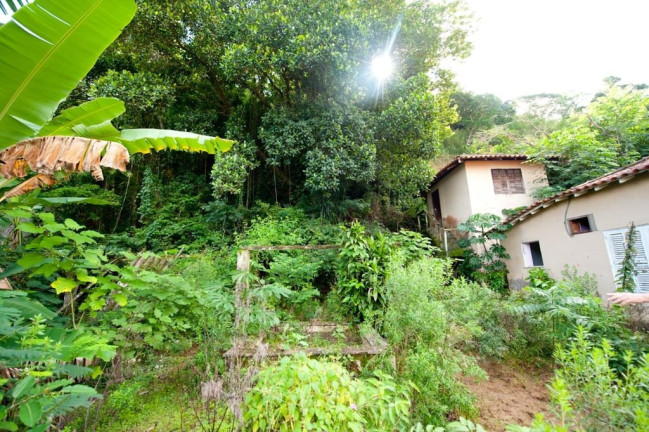 Terreno à Venda, 3.180 m² em São Francisco - Niterói