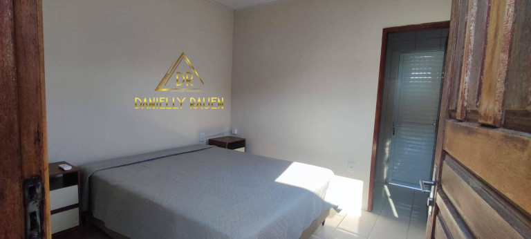 Imagem Casa com 3 Quartos à Venda, 310 m² em Nossa Senhora Da Paz - Balneário Piçarras Imagem Casa com 3 Quartos à Venda, 310 m² em Nossa Senhora Da Paz - Balneário Piçarras