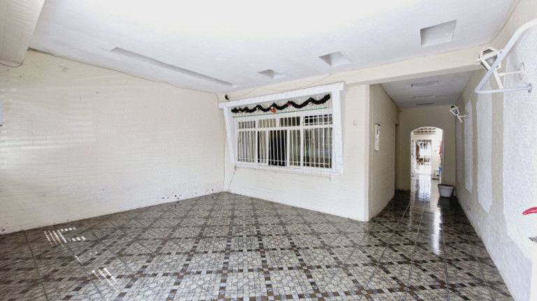 Imagem Casa com 3 Quartos à Venda, 210 m² em Vila Moreira - São Paulo