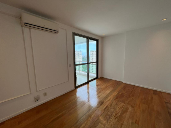 Imagem Apartamento com 4 Quartos à Venda, 376 m² em Barra Da Tijuca - Rio De Janeiro
