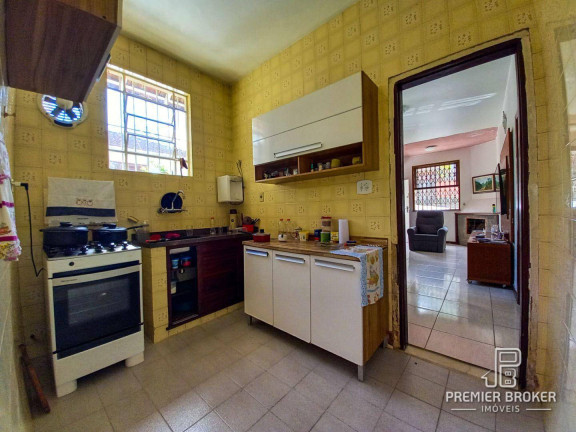 Imagem Casa com 4 Quartos à Venda, 221 m² em Bom Retiro - Teresópolis Imagem Casa com 4 Quartos à Venda, 221 m² em Bom Retiro - Teresópolis